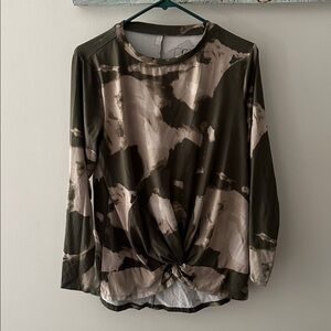 G by Giuliana Camouflage Twist Top